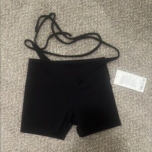 Lululemon align wrap-waist short. 6